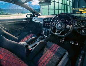 Volkswagen Golf GTI TCR 5-Door 2020 года  (ZA)